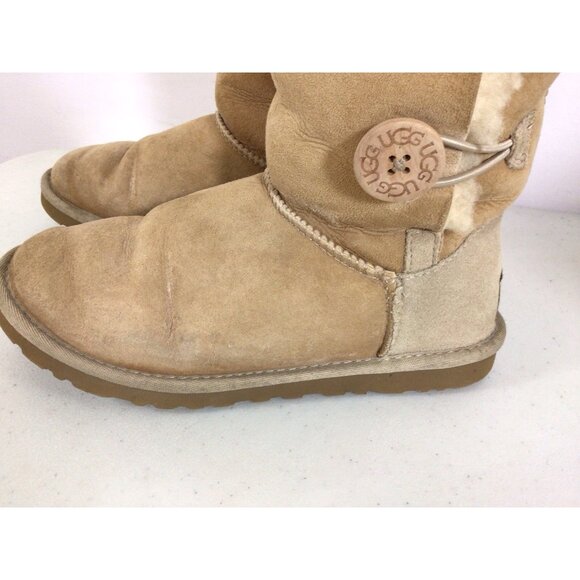 UGG Bailey Button Tall Boots Womens 6 - Picture 2 of 7